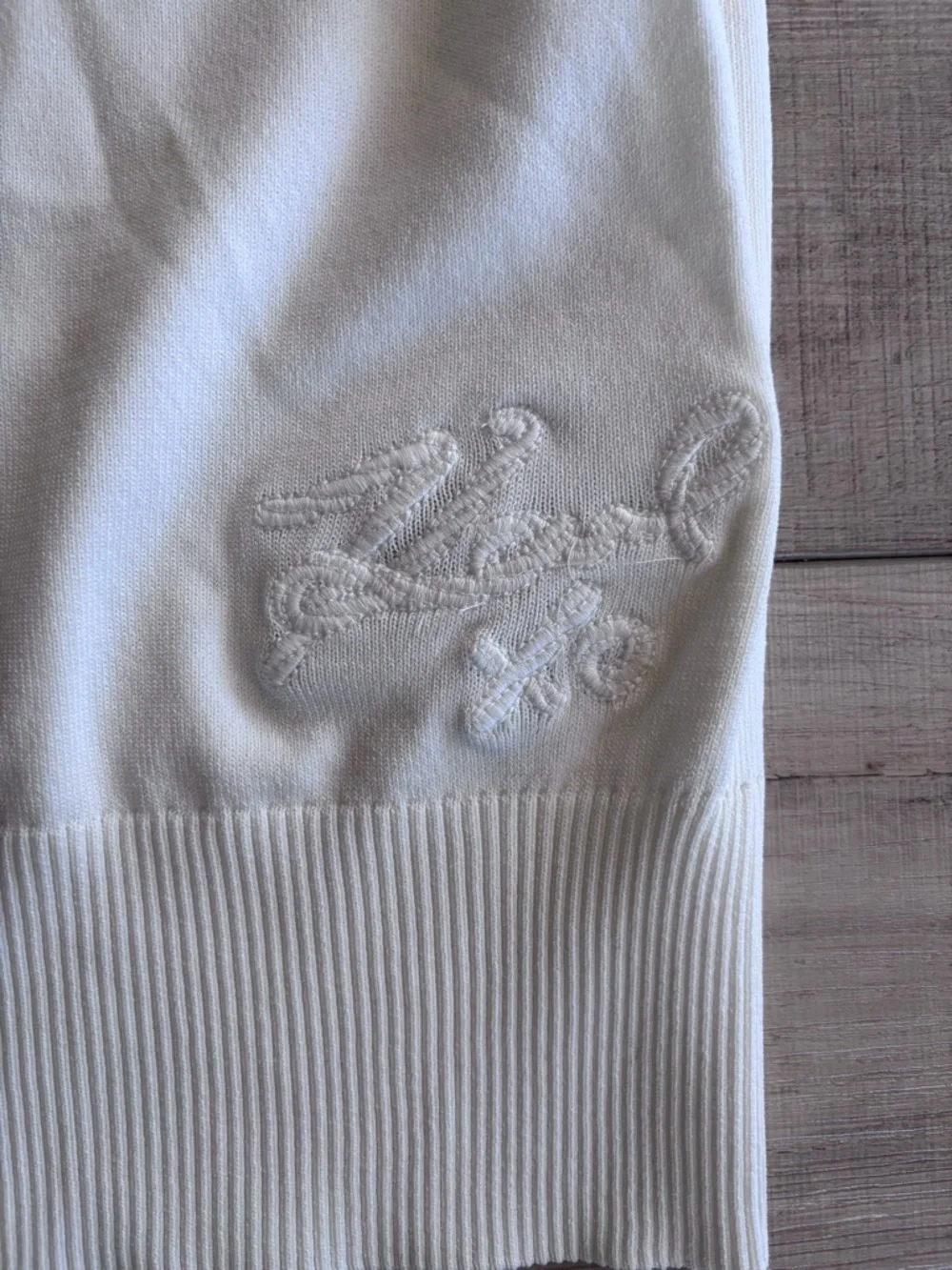 Karl Lagerfeld White Knit Sleeveless Sweater Vest Embroidered Logo Black Trim L - Picture 3 of 6